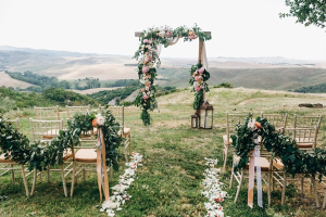5 Perlengkapan Wajib untuk Acara Pernikahan Sederhana tapi Elegan